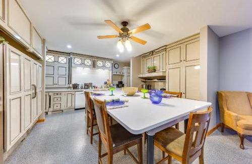 Waldron Villa | Family-Friendly Vista Retreat Near Kansas City Adventure