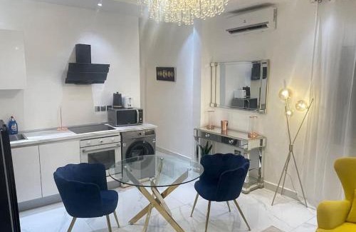 Accra Apartment | Discover The Vittins: Your Perfect Getaway Awaits