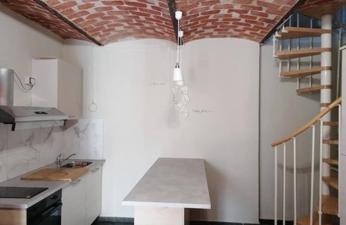 San Damiano dʼAsti Apartment | Discover The Voltime: Historic Center Detached House