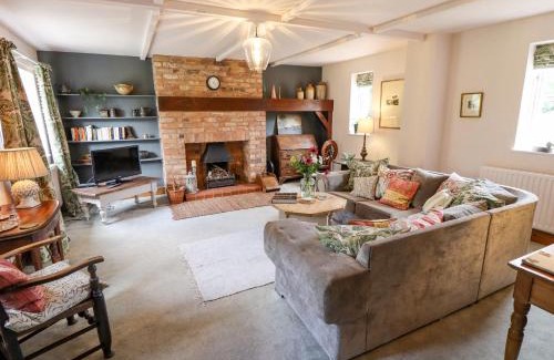 Kilvington House | Guest Rated 10/10 at The Waggon Shed - Pet & Child Friendly