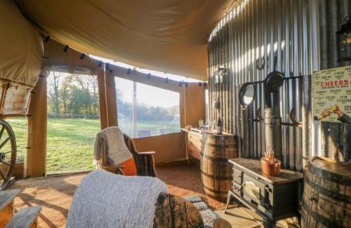 Ottery St Mary House | Discover The Wagon at Burrow Hill: Rated 10/10 & Pet Friendly