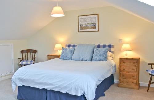 Rye Foreign House | Unforgettable Stays at The Wagon Lodge - Rated 10/10!