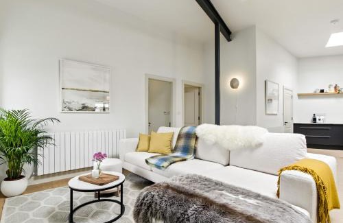 Clifden House | The Warehouse, Clifden