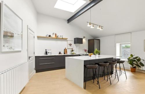 Clifden House | The Warehouse, Clifden