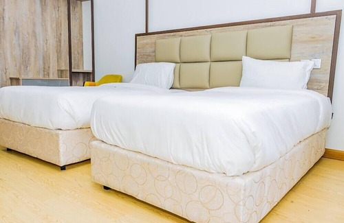 Nanyuki Hotel | Family-Friendly Retreat at Muthu Warwick Mount Kenya Hotel