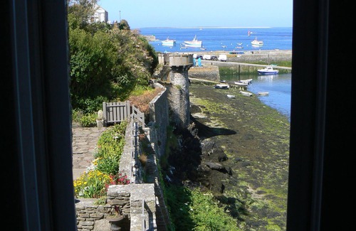Le Conquet House | Seaside Bliss at La Maison des Seigneurs in Conquet