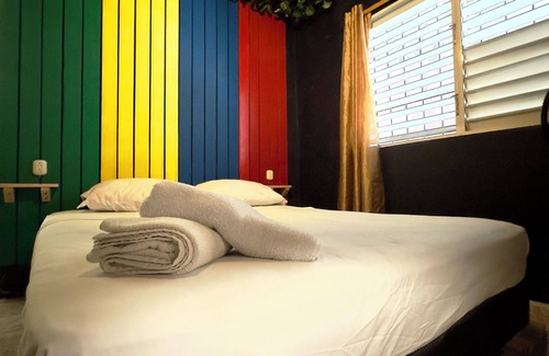 Centro Bed & Breakfast | Family-Friendly Retreat at The Watermelon House
