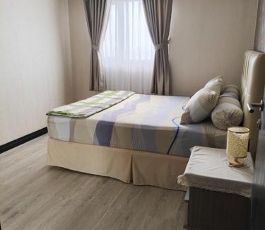 Karet Apartment | Oceanfront Wave Apartment with Pool - Rated 8.6/10