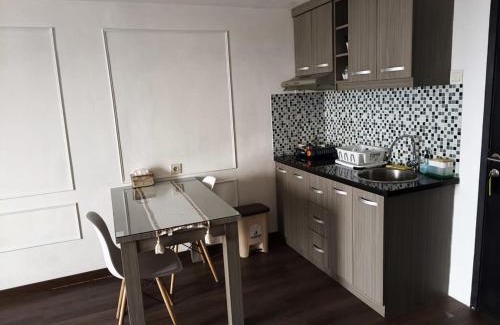 Karet Apartment | Oceanfront Wave Apartment with Pool - Rated 8.6/10
