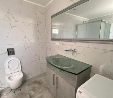 Skala Sotiros Apartment | Family-Friendly Getaway at The Wave House - 4-Star Stay