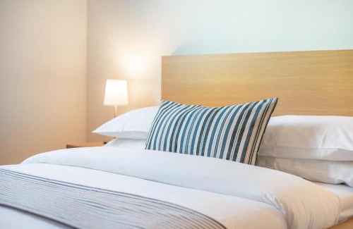 Gifford Apartment | Inviting Waverley Park Terrace Residence: Family-Friendly Stay
