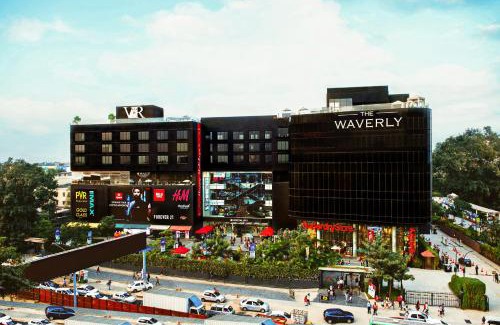 Krishnarajapura Hotel | Relax at The Waverly Hotel & Residences with Ocean Views