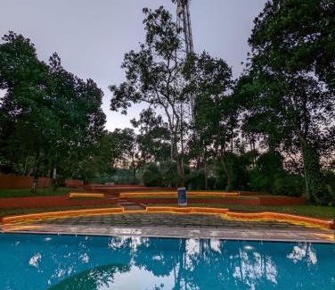 Sulthan Bathery House | Relax at The Wayanad Club: Family-Friendly with Pool Access