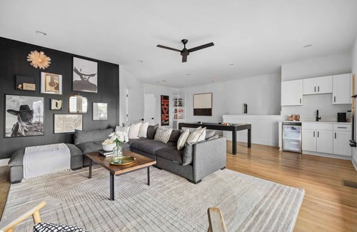 Edgehill House | Experience The Waylon: Rooftop Lounge & Pool Table Fun!