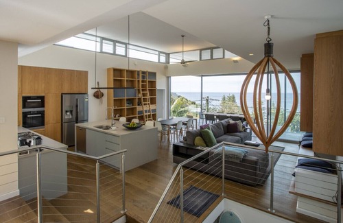 Whale Beach House | Experience The Wedge: Oceanfront Bliss with Family Amenities
