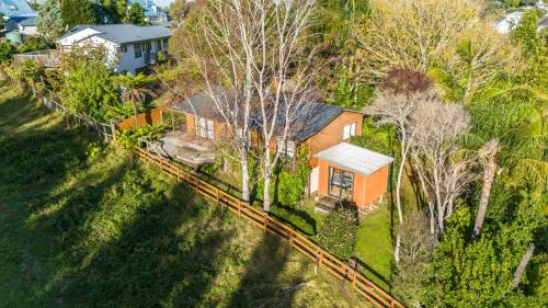 Onemana House | Discover The Wee Bothy - Family-Friendly Whangamata Retreat