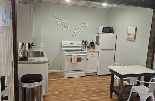 Jasper House | Relax at The Wee Nook - Ocean Views Just 3 Miles Away!