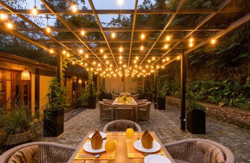 Ganga Ihala Korale Villa | Relaxing Retreat at The Weir House: Guest Rated 9/10