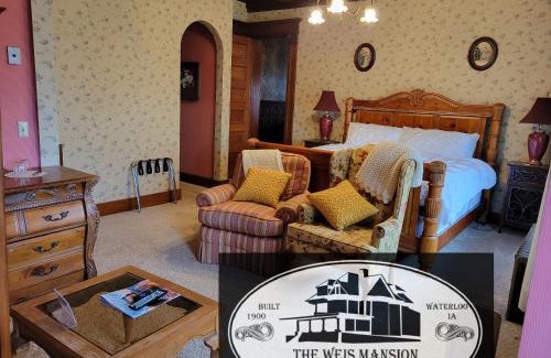 Waterloo Bed & Breakfast | Discover The Weis Mansion Bed and Breakfast - 10/10 Rated Stay