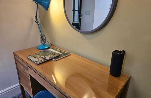 Wadsworth House | Elegant Well House Boutique Cottage in Hebden Bridge