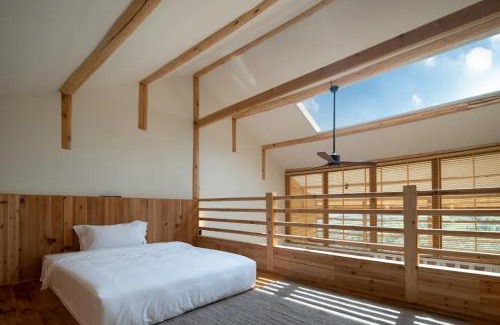 Rongjiang House | The Well House