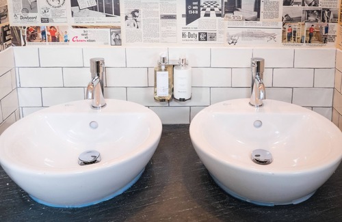 Horfield Hotel | Elegant Wellington Hotel with Family Amenities and High Rating