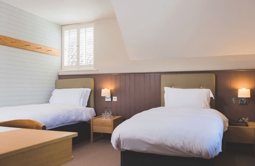 Horfield Hotel | Elegant Wellington Hotel with Family Amenities and High Rating