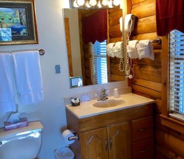 Cashiers Hotel | Elegant Retreat at The Wells Cashiers - 5-Star Experience
