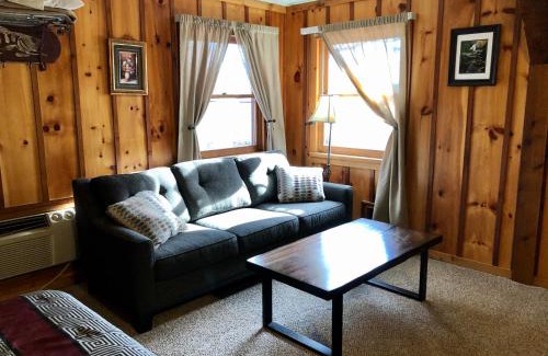 Cashiers Hotel | Elegant Retreat at The Wells Cashiers - 5-Star Experience