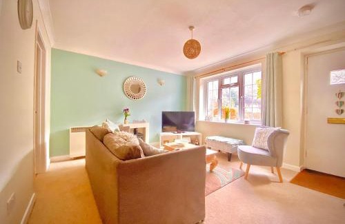 Symonds Yat House | Discover The Wembley: Pet-Friendly Family Retreat