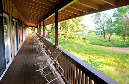 Waimea Hotel | Family-Friendly Getaway at The West Inn Kauai - 8.7/10
