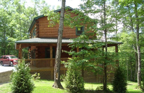 True Cabin | Explore The West Virginian: Cozy Cabin by Pipestem Park