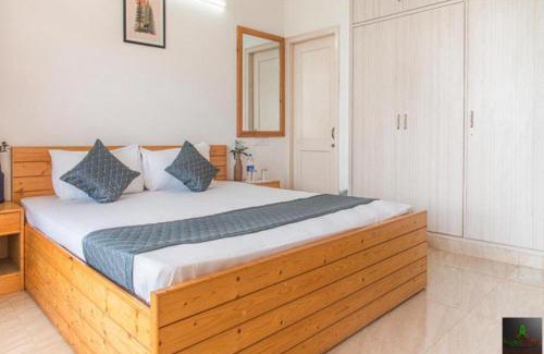 Dharampur Apartment | The Western Heights I Serviced Apartments I Pvt Balcony I Peacefull Area I Family Accomodation I Kasauli By Exotic Stays