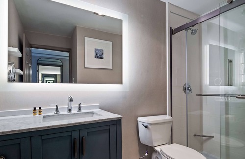 Westfield Hotel | Discover The Westfield Inn: Guest Rated 8.6/10 & More!