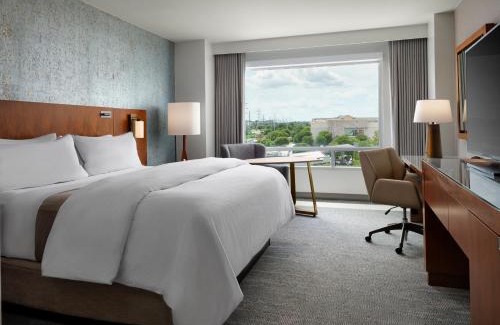 North Burnet Hotel | Pet-Friendly Getaway at The Westin Austin - 4-Star Comfort