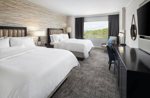 Linthicum Heights Hotel | Relax at The Westin Baltimore Washington Airport - BWI