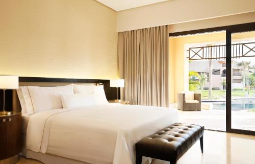 New Cairo Hotel | Experience The Westin Cairo Golf Resort & Spa at Katameya Dunes