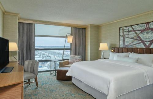 Whittaker Hotel | Relax at The Westin Detroit Metropolitan Airport Hotel