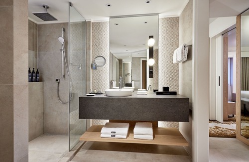 Innenstadt Hotel | Discover The Westin Grand Frankfurt: Rated 9/10, Pet Friendly
