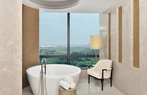 New Town Hotel | Experience The Westin Kolkata Rajarhat: 5-Star Oasis with Spa