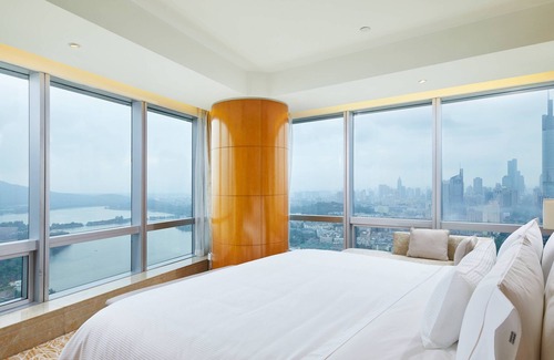 Gu Lou Hotel | Experience The Westin Nanjing Xuanwu Lake: 5-Star Retreat