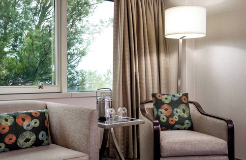 Waltham Hotel | Stylish Stay at The Westin Waltham-Boston: 4-Star Comfort