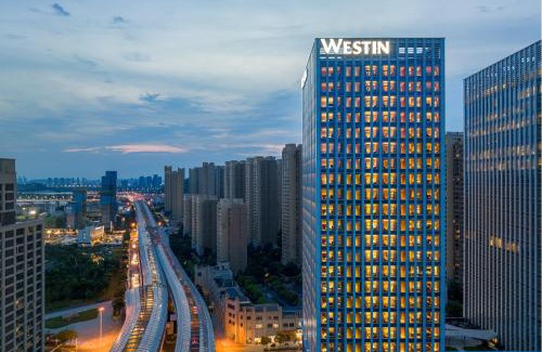 Han Yang Hotel | Experience the Westin Wuhan Hanyang: 5-Star Oceanfront Escape
