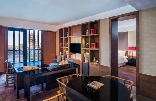 Yanta Qu Hotel | Experience Elegance at The Westin Xi'an – 5-Star Getaway