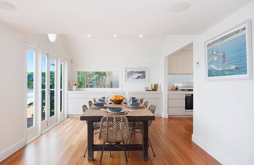Whale Beach House | Explore The Whale Beach House: Ocean Views & Pool Access
