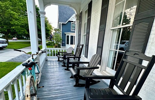 South Main Street Apartment | Experience The Wheat House on Main with Breakfast Included