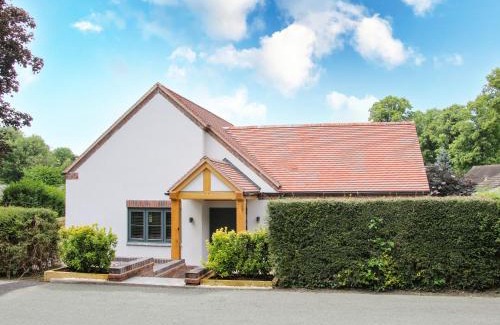 Much Wenlock House | Exceptional Stay at The Wheatlands - Child Friendly Retreat