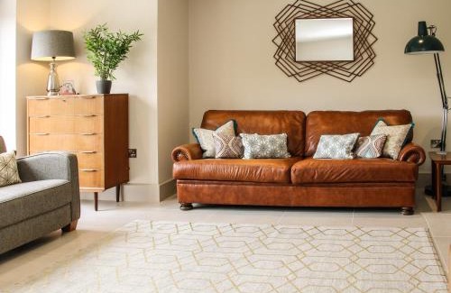 Much Wenlock House | Exceptional Stay at The Wheatlands - Child Friendly Retreat