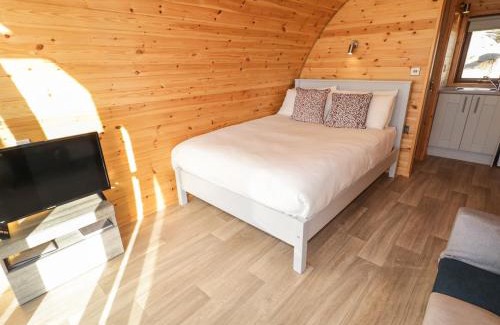 Burtonport House | Ocean View Retreat at The Wheelhouse Pod No 8
