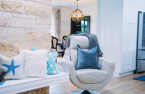 Homestead House | Discover The Whimsical Ranch: Family-Friendly Retreat